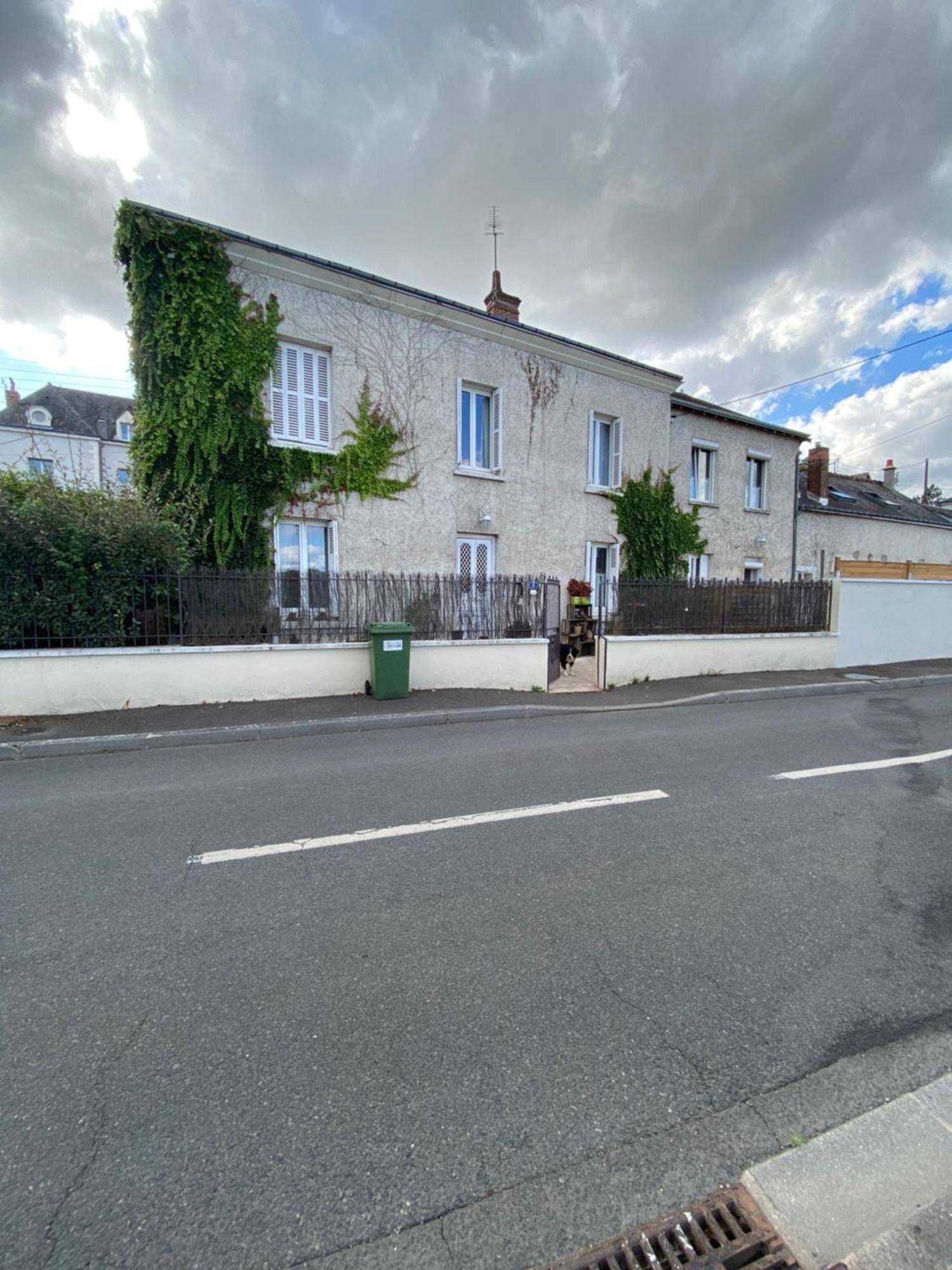 Studio Les Trois Maries Fondettes Proche Tours Exterior photo